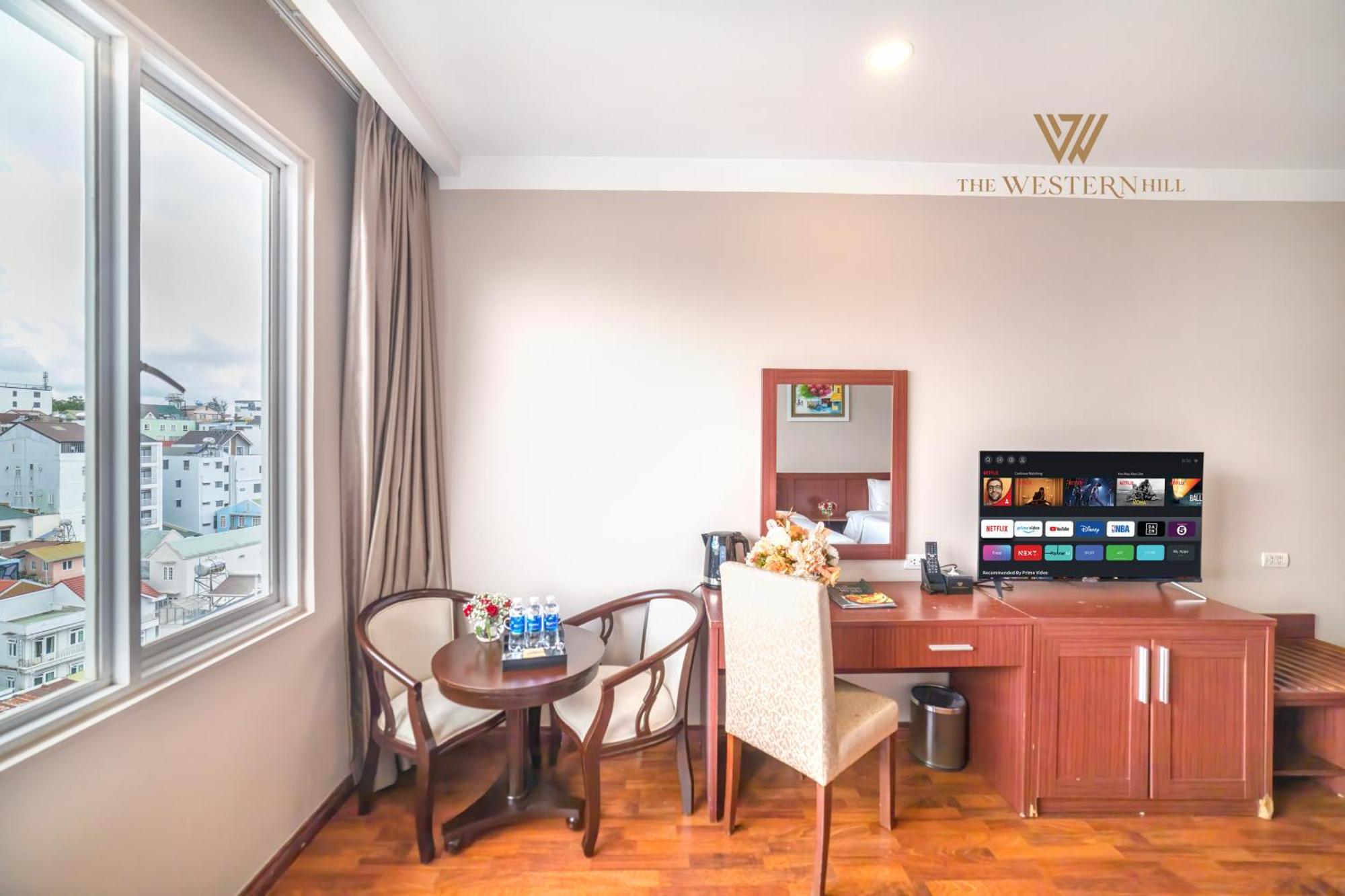 The Western Hill Dalat Hotel Room photo