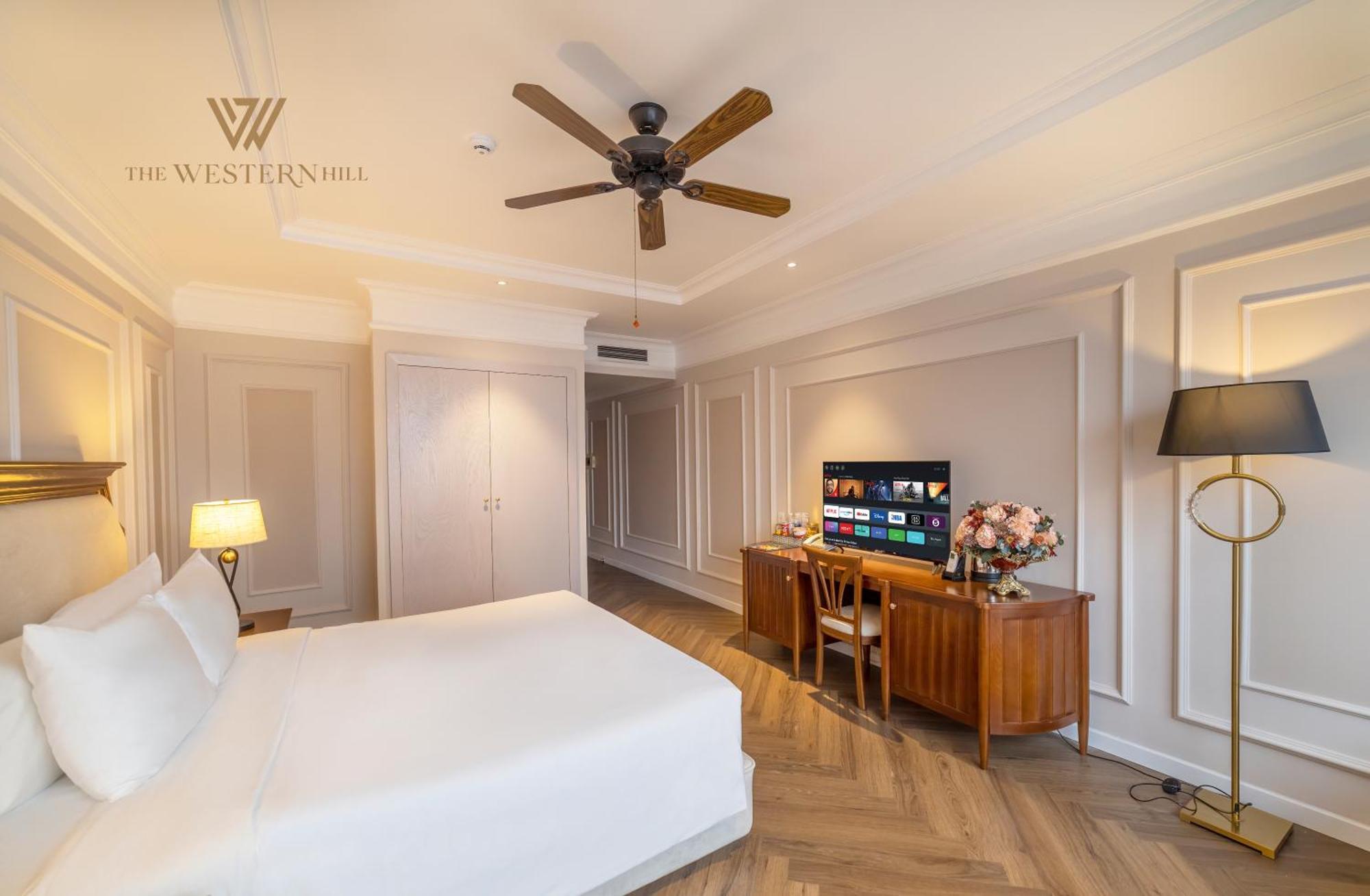 The Western Hill Dalat Hotel Exterior photo